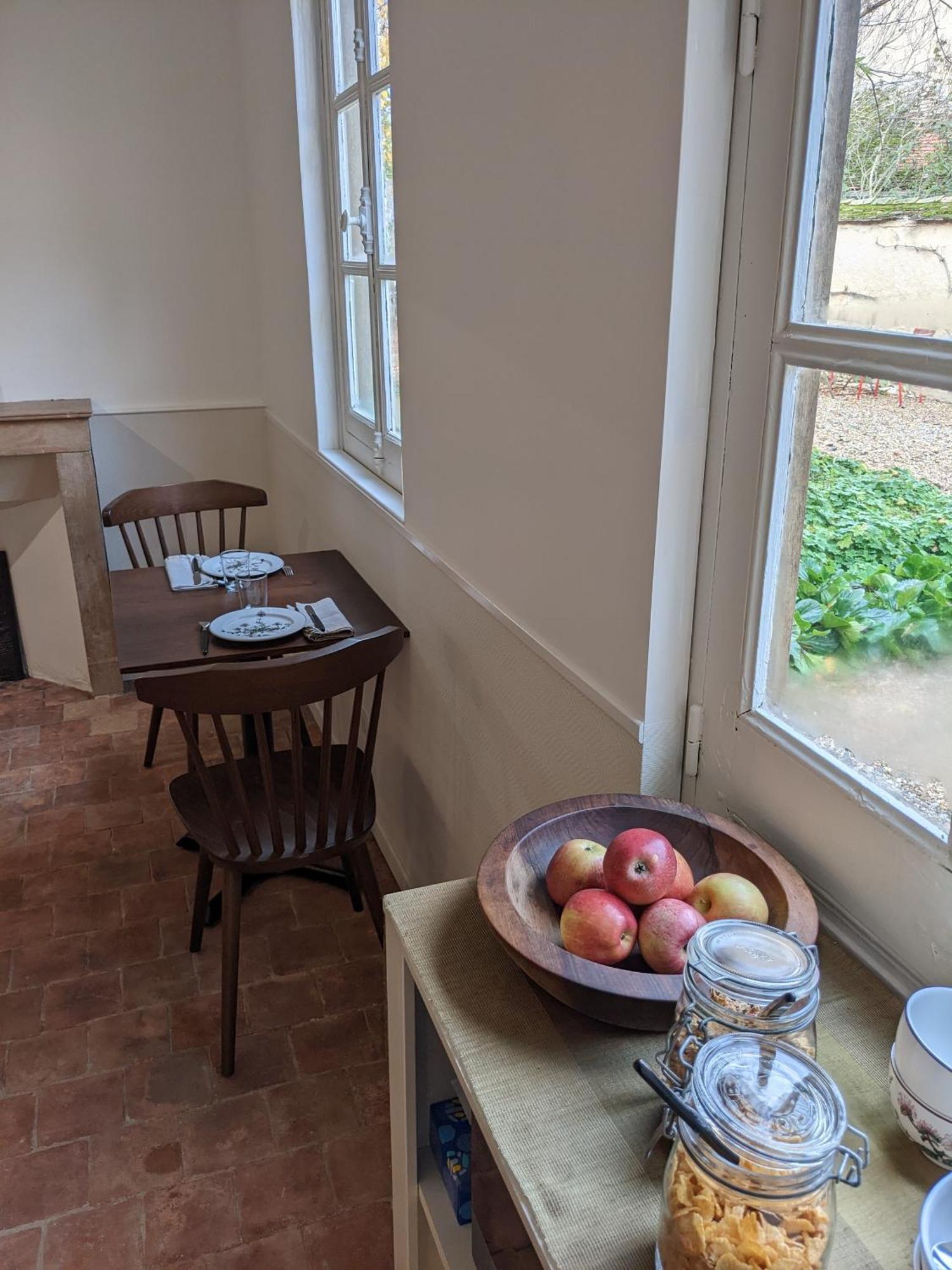 Le 14 Faubourg Bed and Breakfast Beaune  Eksteriør billede