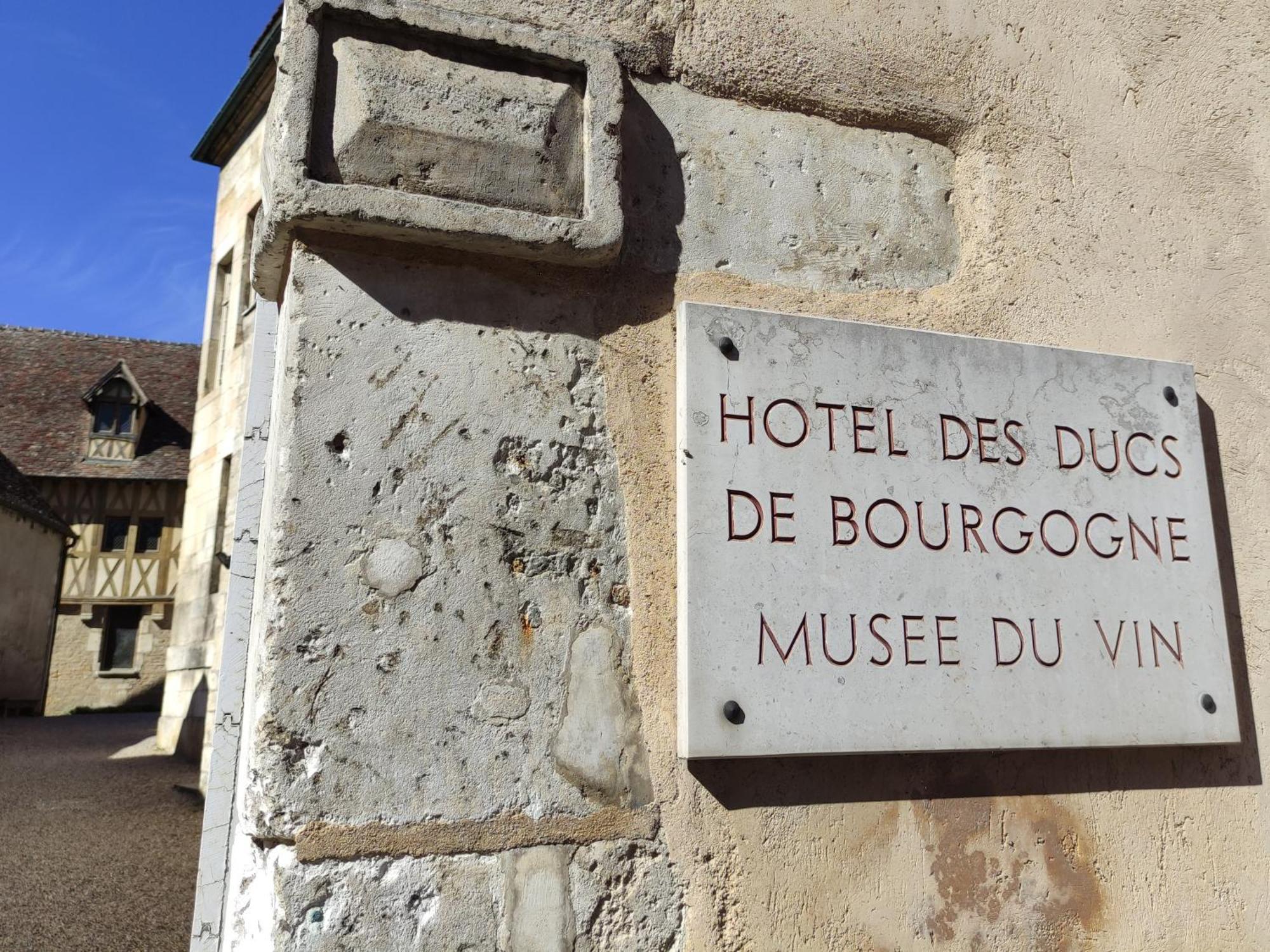 Le 14 Faubourg Bed and Breakfast Beaune  Eksteriør billede